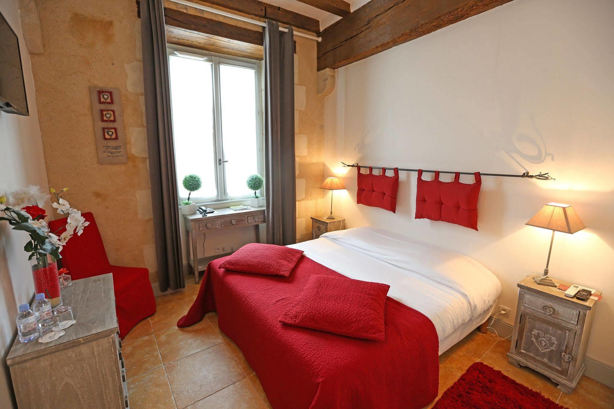 Hotel-restaurant-chambre Insolite - Le Xii De Luynes Hotel Luynes (Indre-et-Loire)